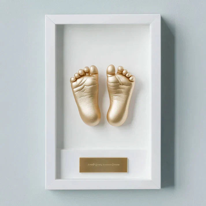 SculpKit™  DIY casting kit - preserve the delicate hand of your newborn