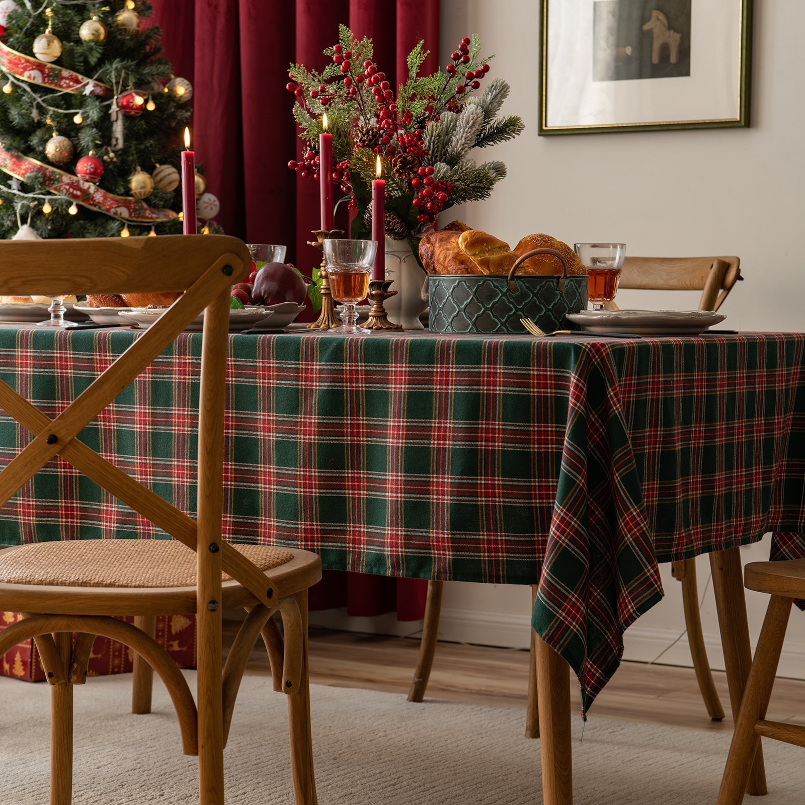 Christmas Party Traditional Scottish Tartan Squares Tablecloth