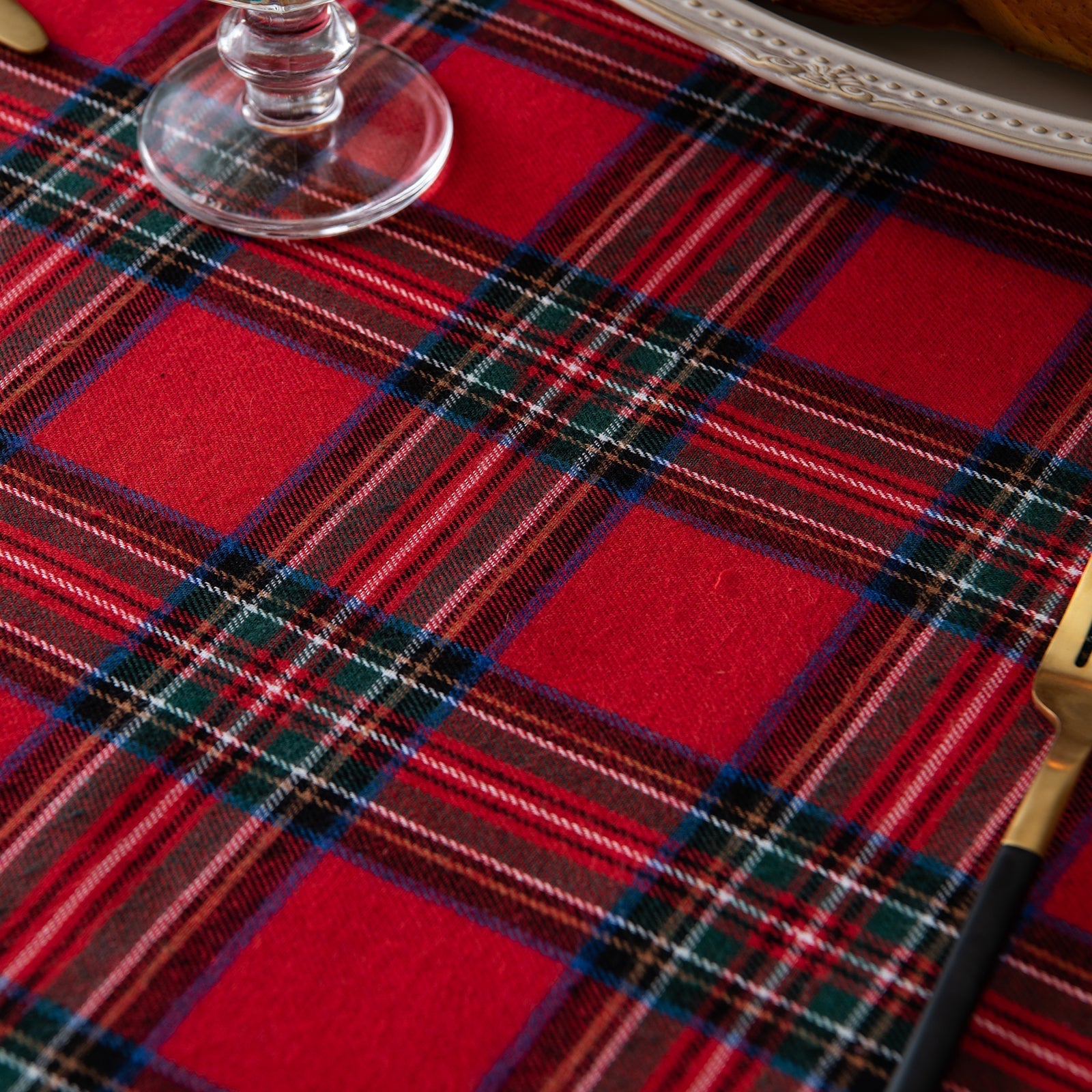 Christmas Party Traditional Scottish Tartan Squares Tablecloth