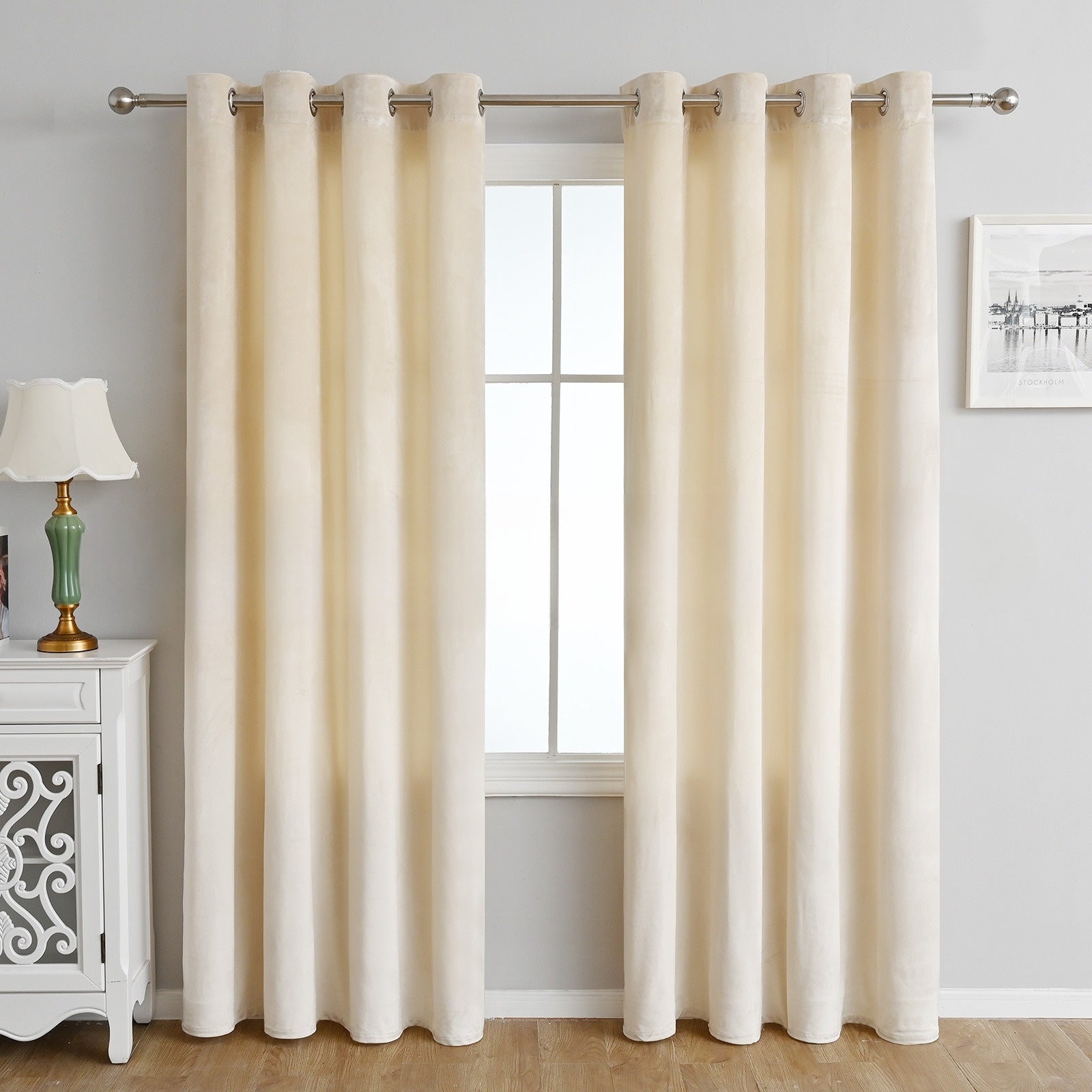 SleekVelvet - Modern Velor Curtains, Plain and Thermal for Maximum Comfort