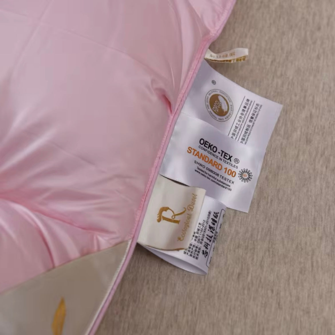 Splendore Pink Goose Down Comforter