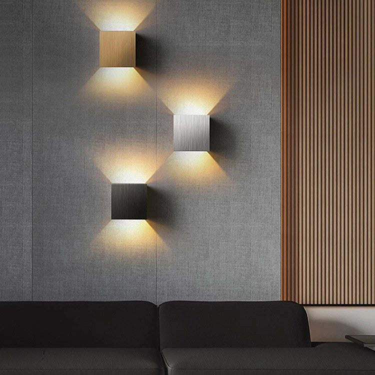 Strakk - modern Nordic Design wall lamp LED