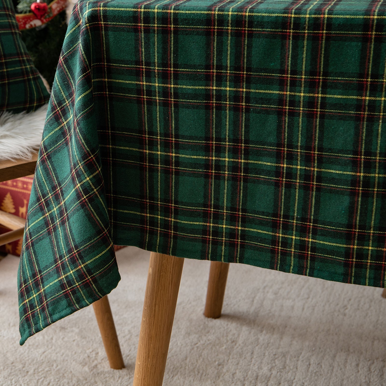 Christmas Party Traditional Scottish Tartan Squares Tablecloth