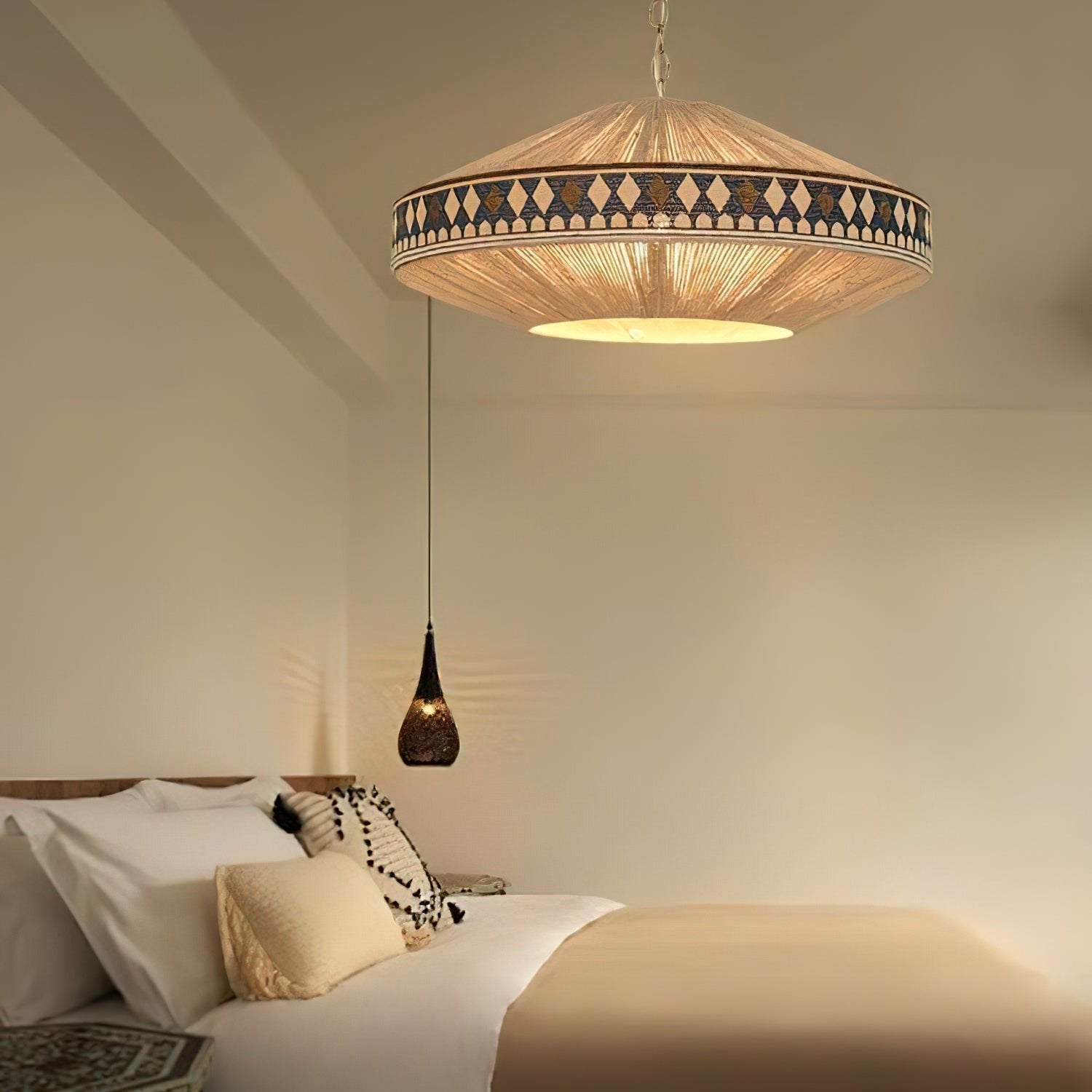 Bohemian – Pendant lamp with fringes