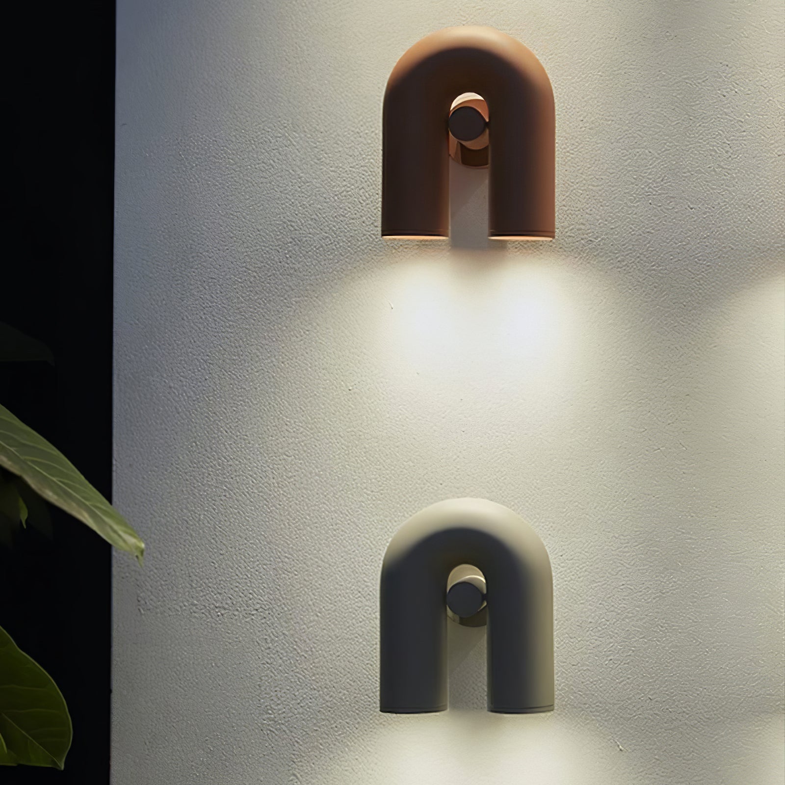 CircusGlow - Modern and Elegant Wall Light