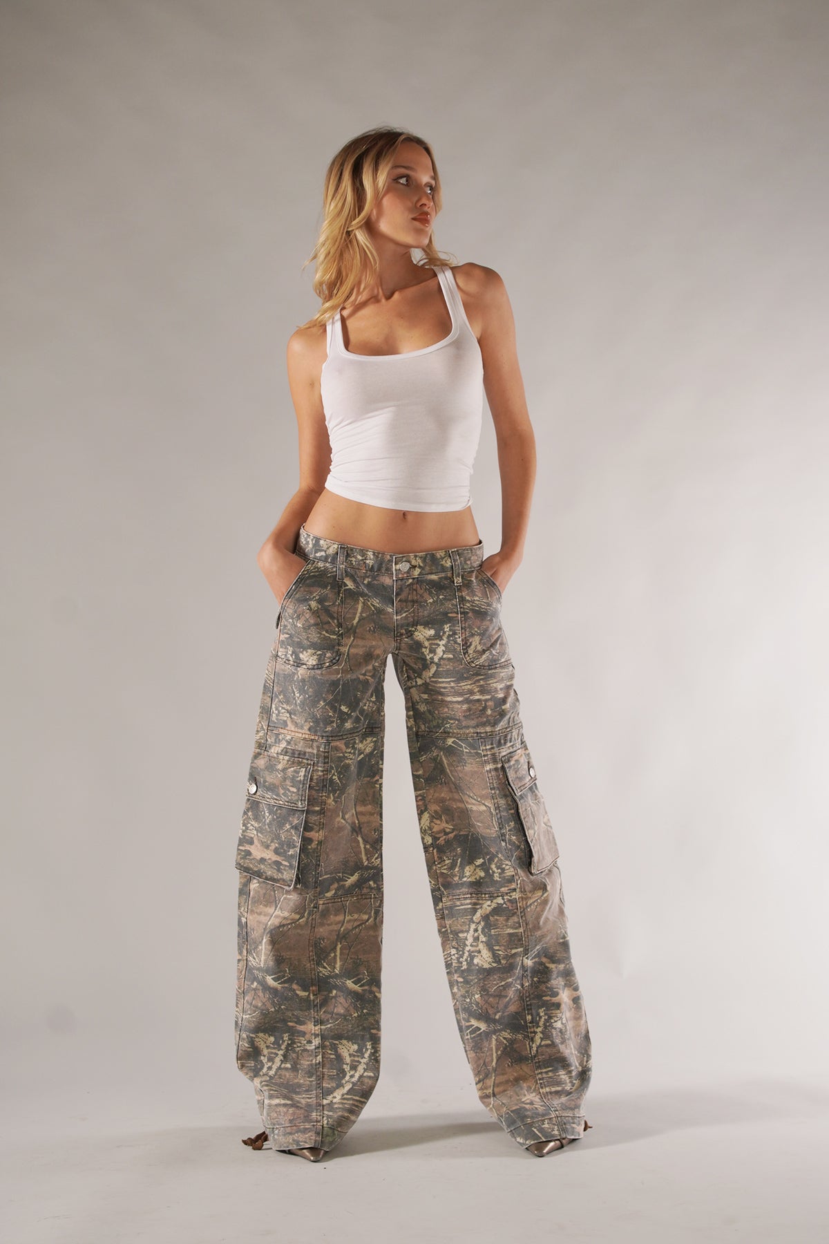 Comandanti™ | Unisex Camo Cargo Pants