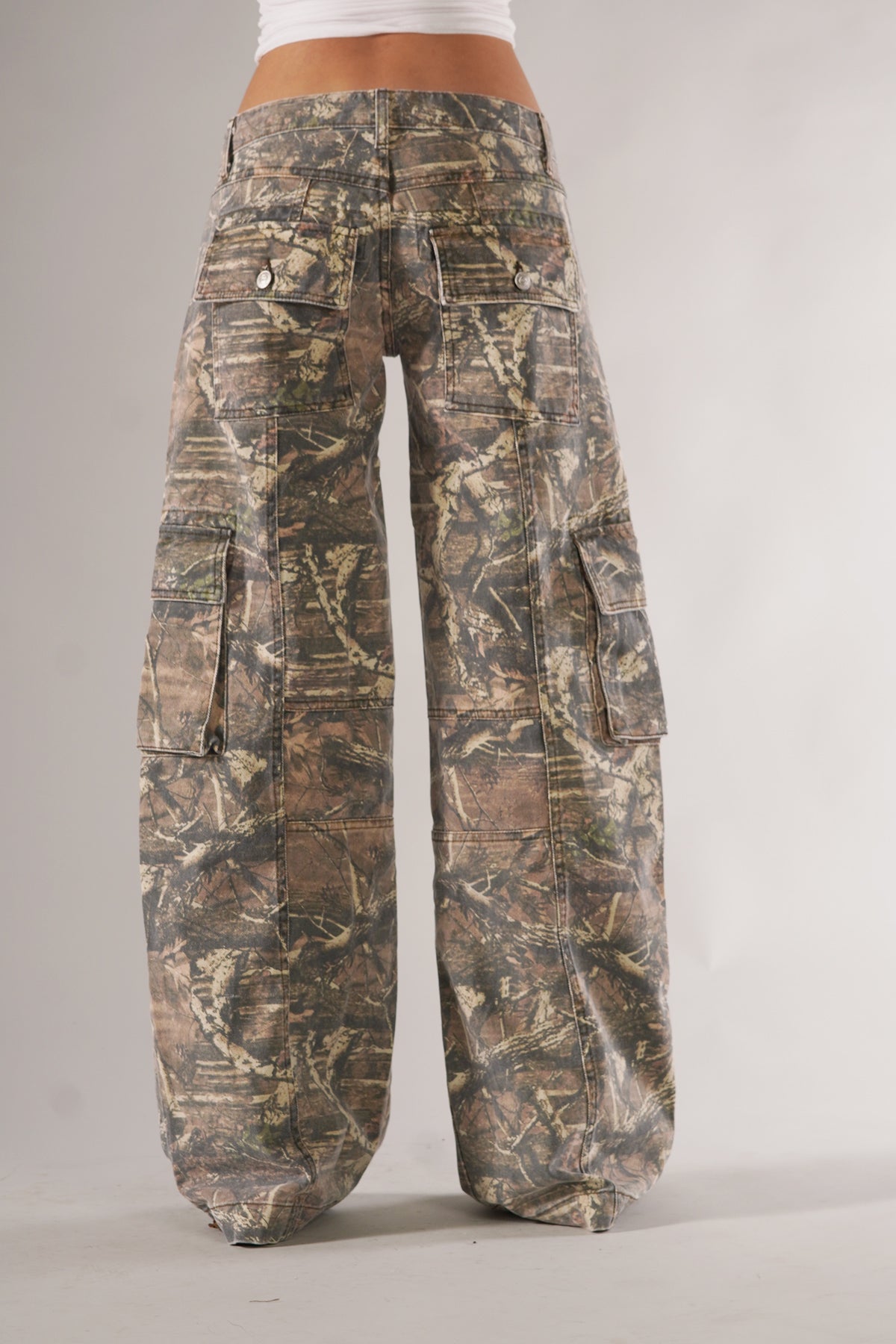 Comandanti™ | Unisex Camo Cargo Pants