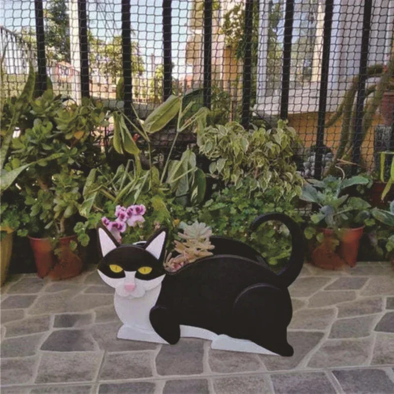 Cat-shaped planter - KittyPot - Garden statue Cat - Garden decoration