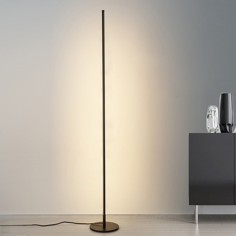 The Dahl Floor Lamp