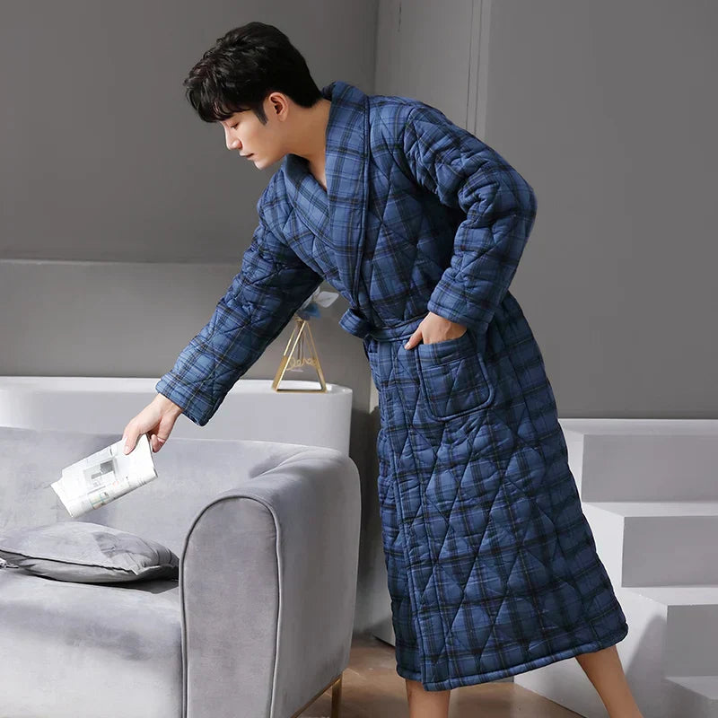 CozyLayer – Winter Bathrobe with 3 Layers