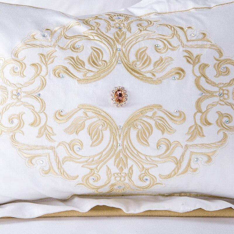 DeLuxxe White Egyptian Cotton Embroidery Bedding Set