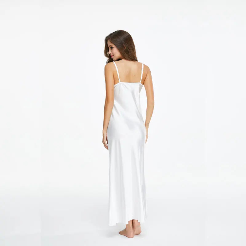 Sigrid: Luxurious Nightgown/Sleepdress