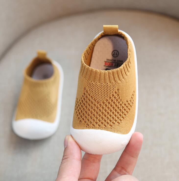 Breathable non-slip baby shoes