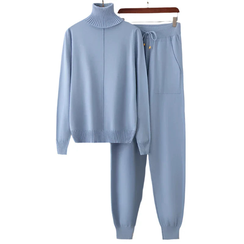 Chic Charlotte: 2-Piece Knitted Tracksuit Set for Women