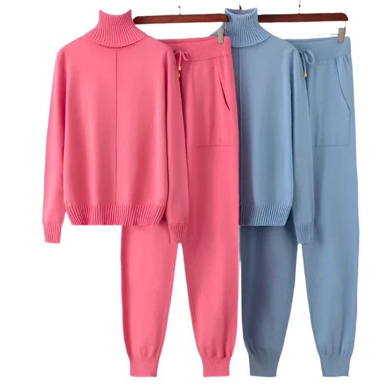 Chic Charlotte: 2-Piece Knitted Tracksuit Set for Women