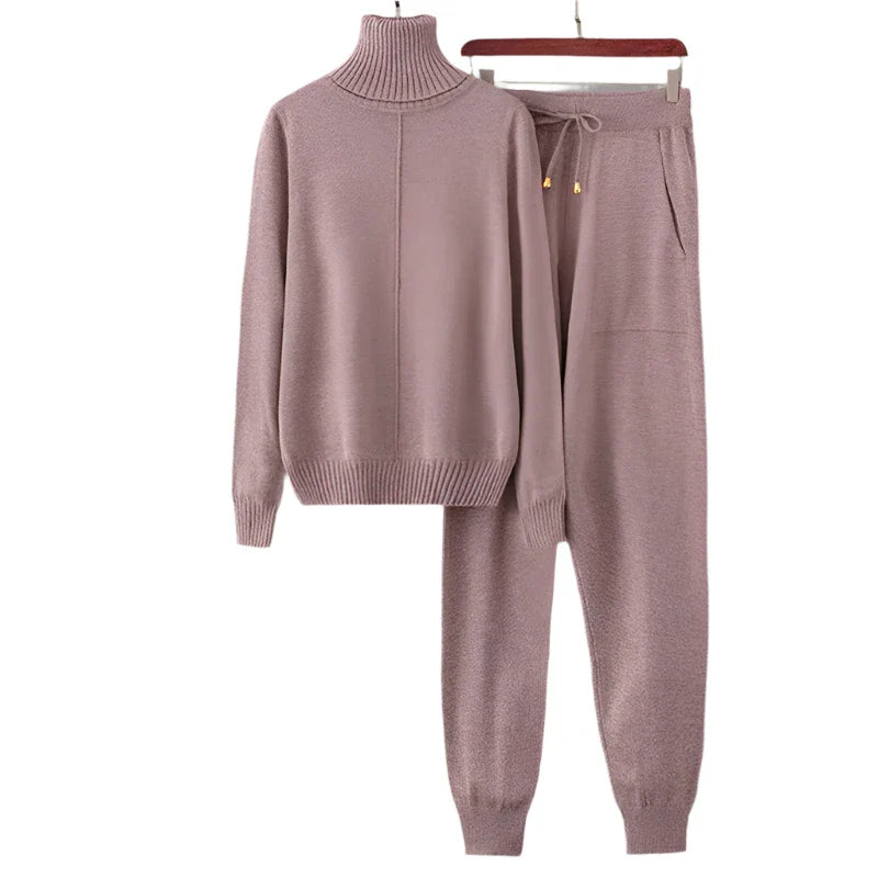 Chic Charlotte: 2-Piece Knitted Tracksuit Set for Women