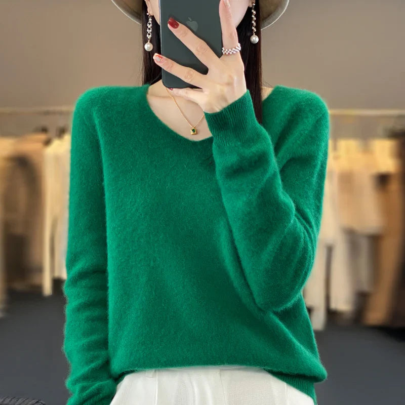 Weronica: 100% Merino Wool Sweater V-Neck