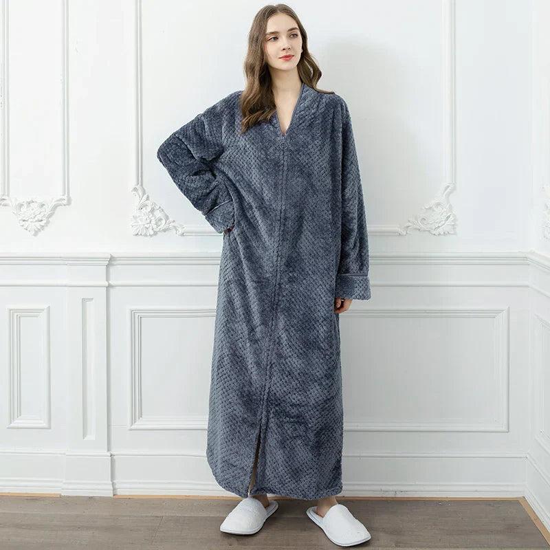 WarmEmbrace – Bathrobe for Pregnant Women