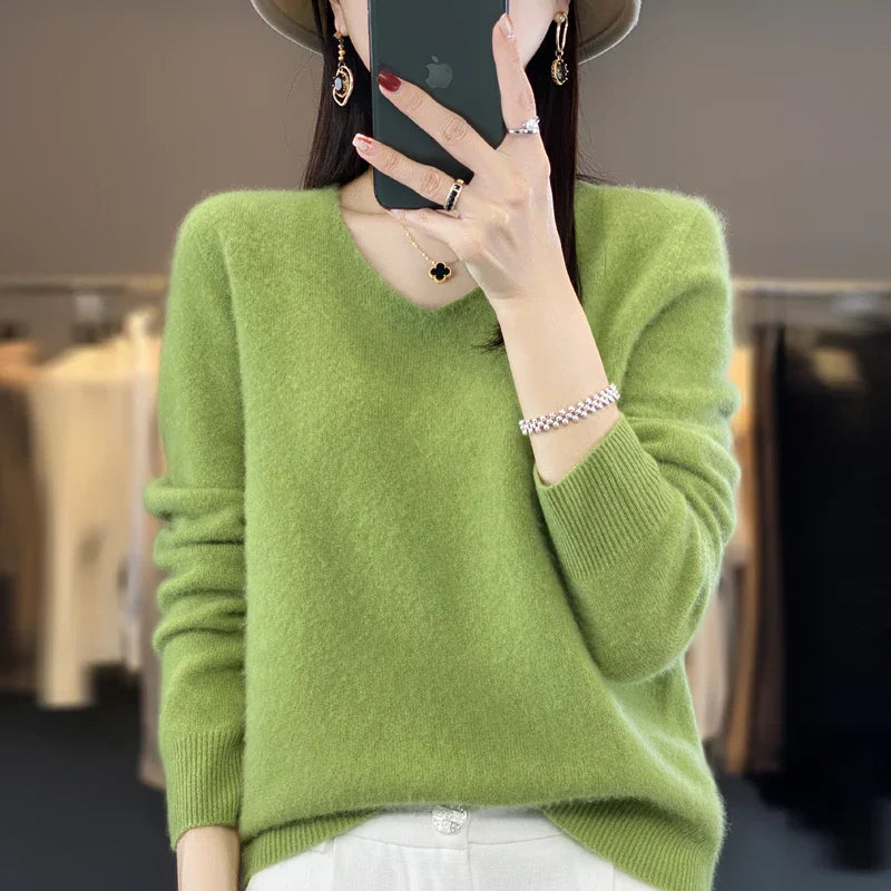 Weronica: 100% Merino Wool Sweater V-Neck