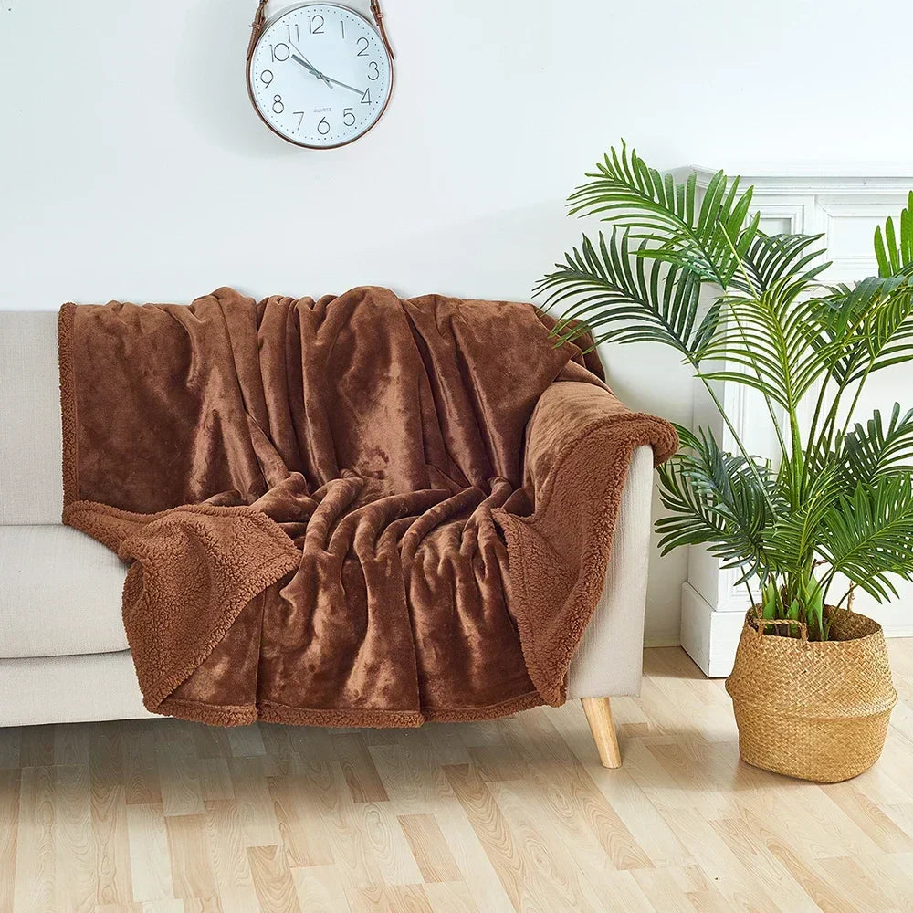 SnuggleSoft - Luxury Shaggy Blanket and Waterproof for Relaxation