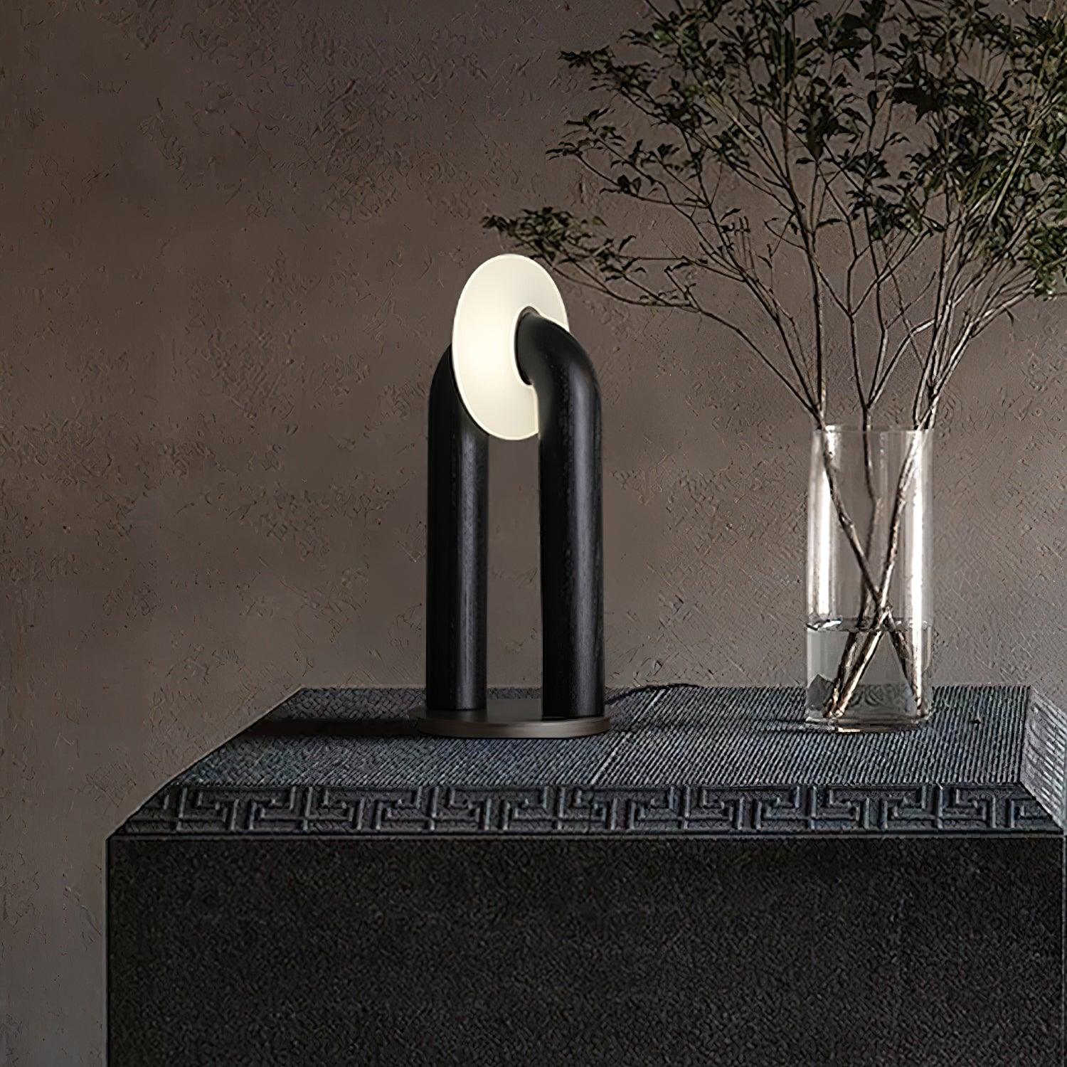 ArchedLight - Innovative table lamp