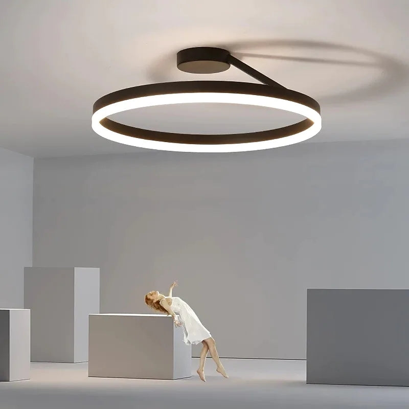 ArishaGlow - Elegant LED ceiling lamp in gold and metal