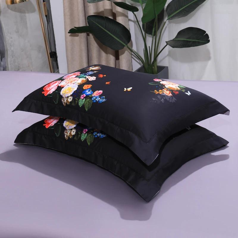 Bouquet De Fleurs Duvet Cover Set