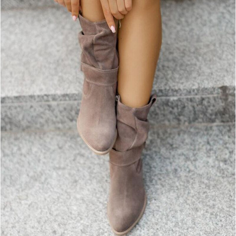 Cosima - Comfortable suede ankle boots with low heel