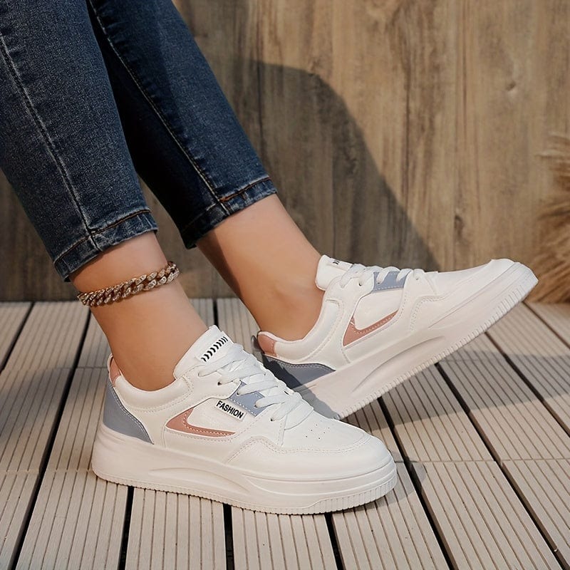 Comfortable casual sneakers Vogy