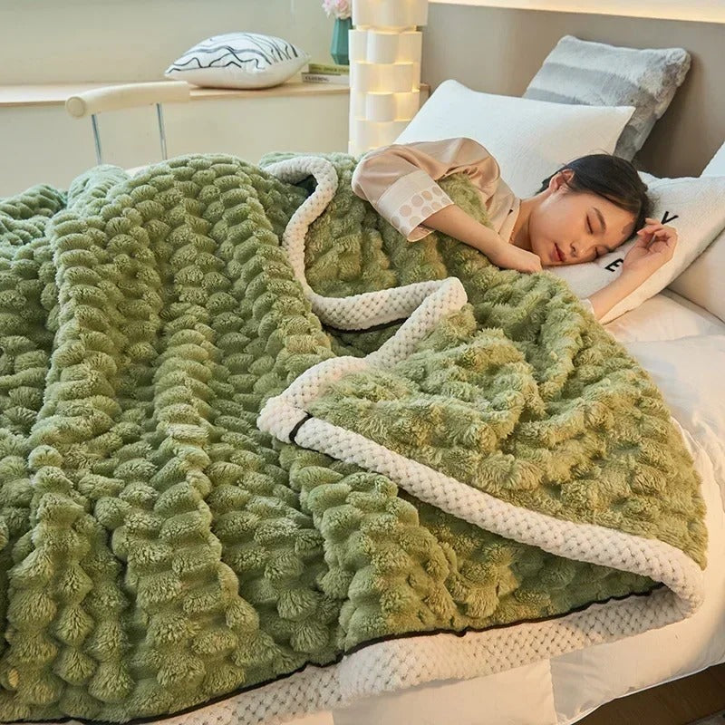 Turtle Velvet Autumn Thick Warm Blanket for Beds