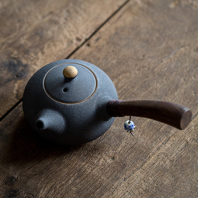 Stylish Ceramic Side Handle Mini Teapot - Perfect for Precise Pouring